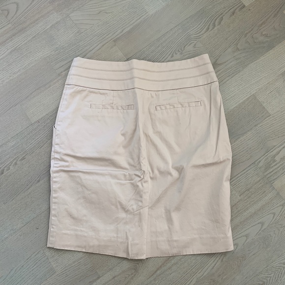 bebe skirt - Picture 4 of 4